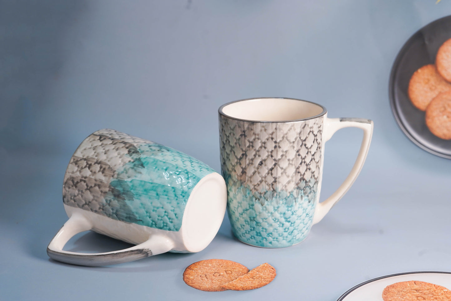 Python shaded coffee mugs