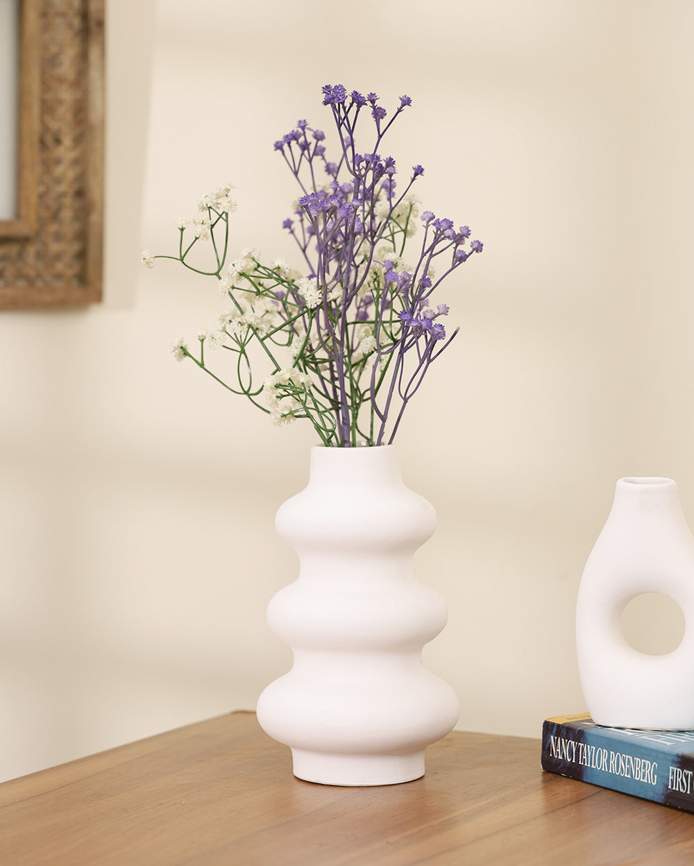 The curvy vase