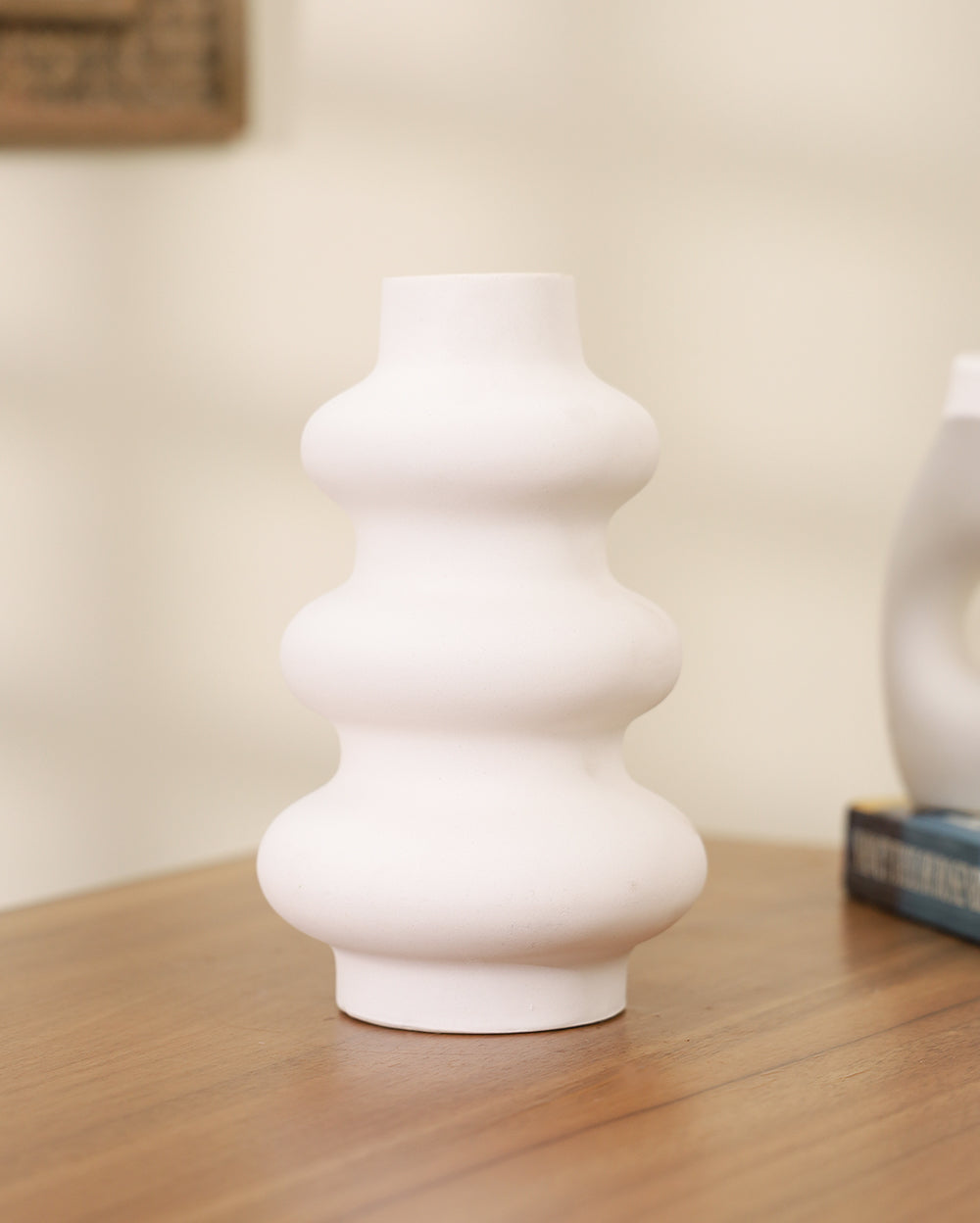 The curvy vase