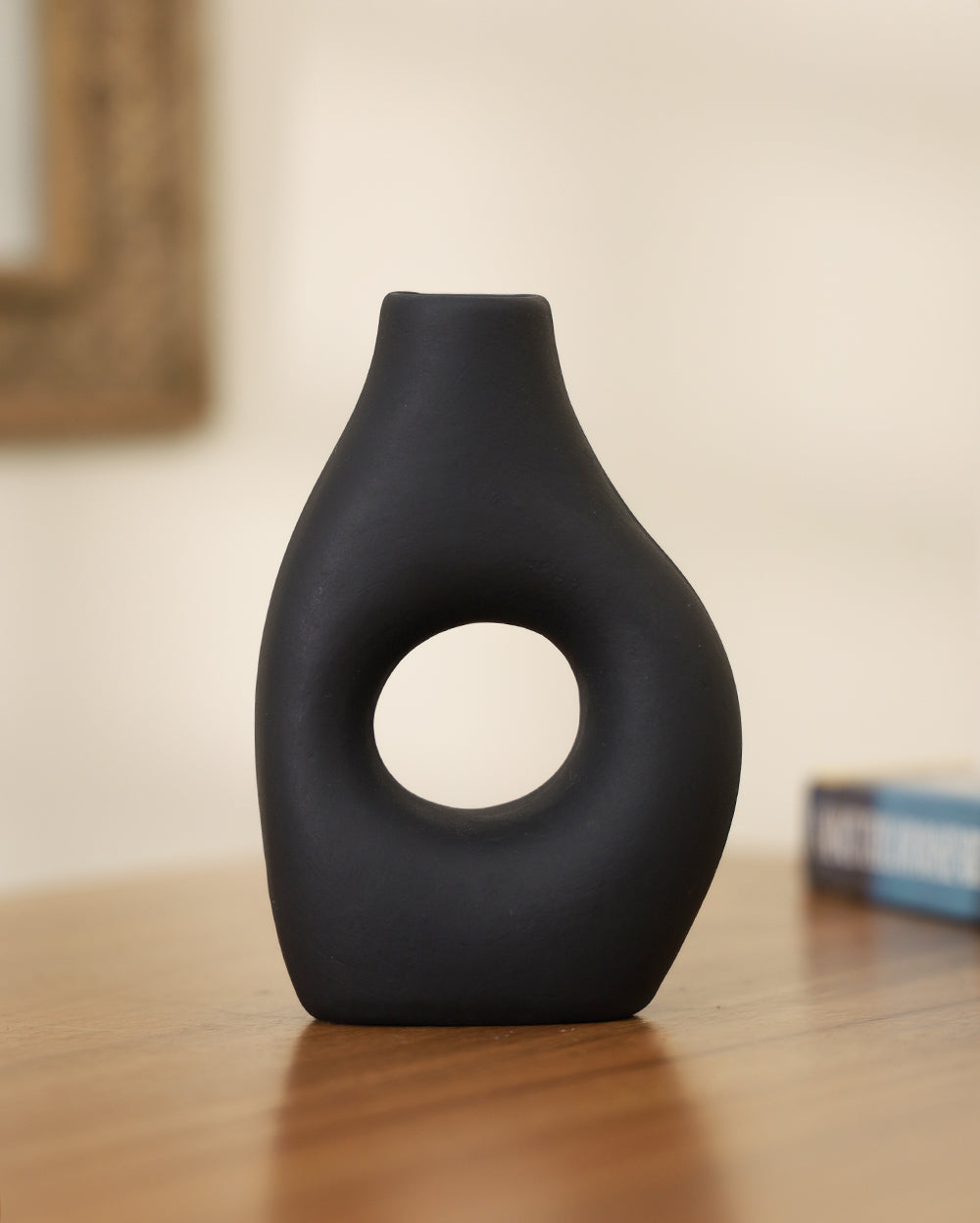 The pear vase