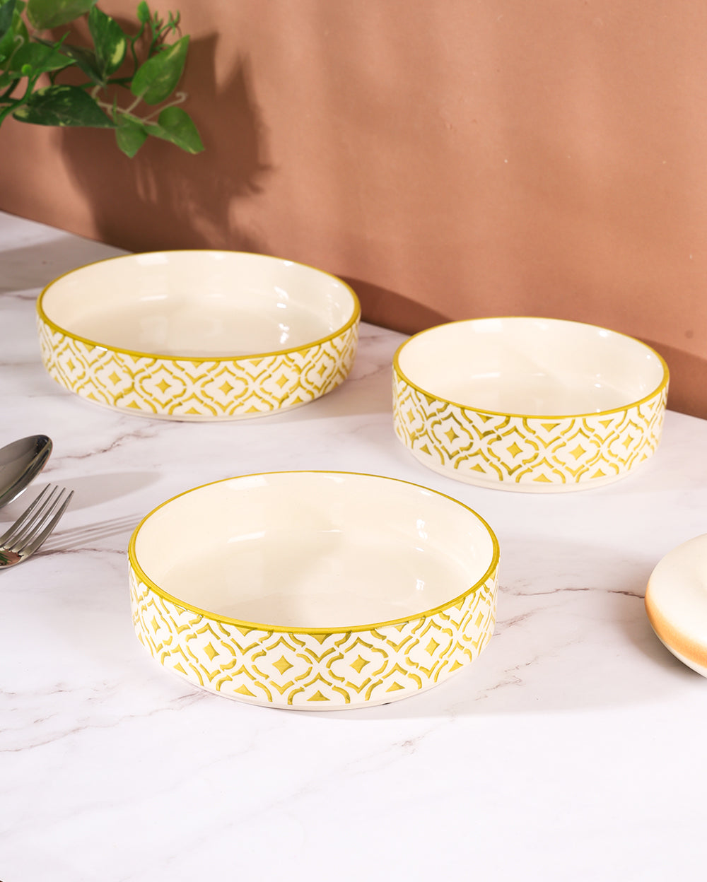 Sunshine flat bowls (set of 3)