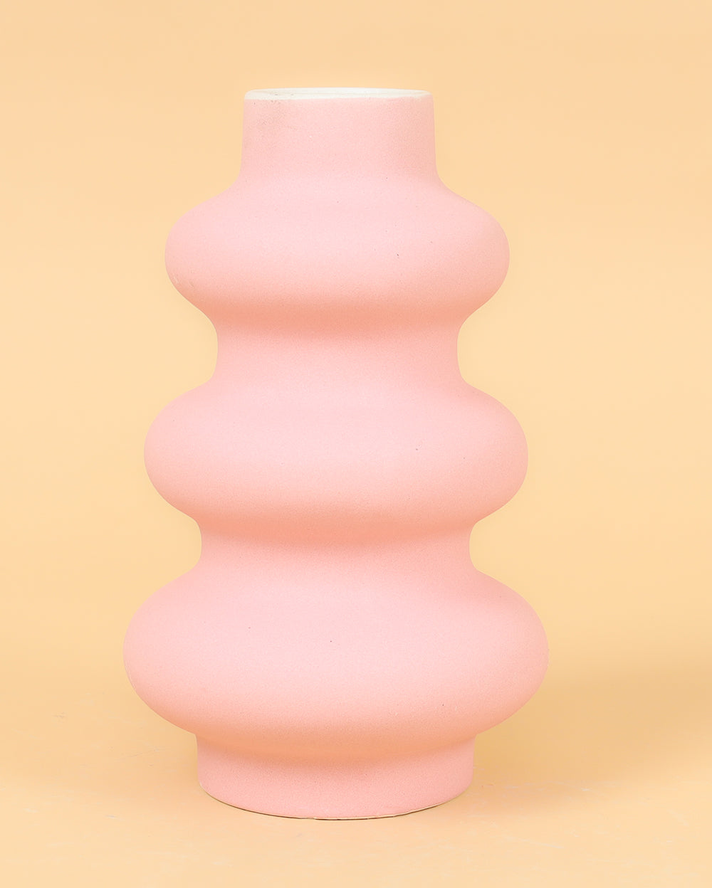 The curvy vase