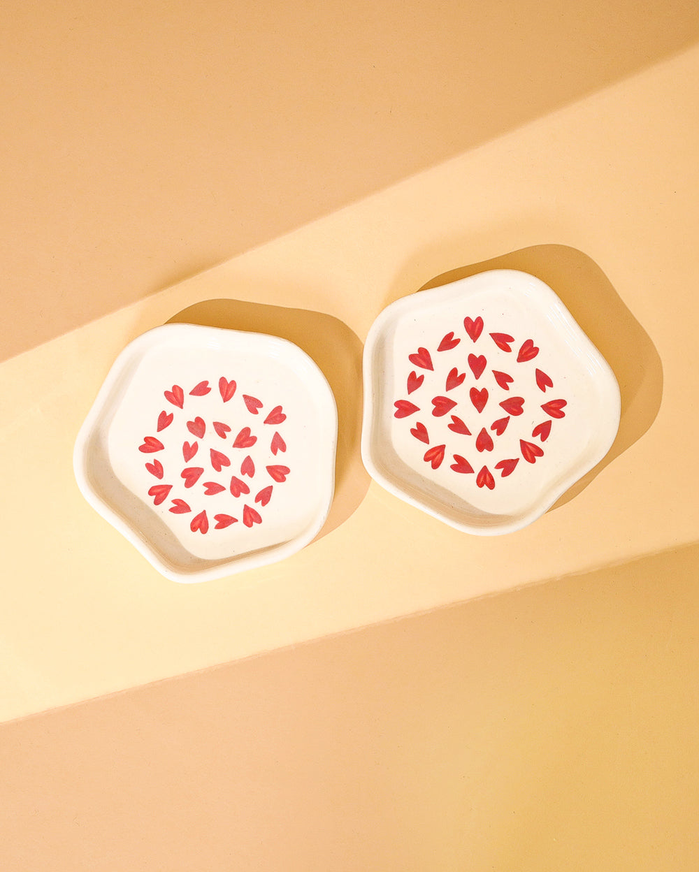 Dessert plates Set of 2 ( Microwave Safe )