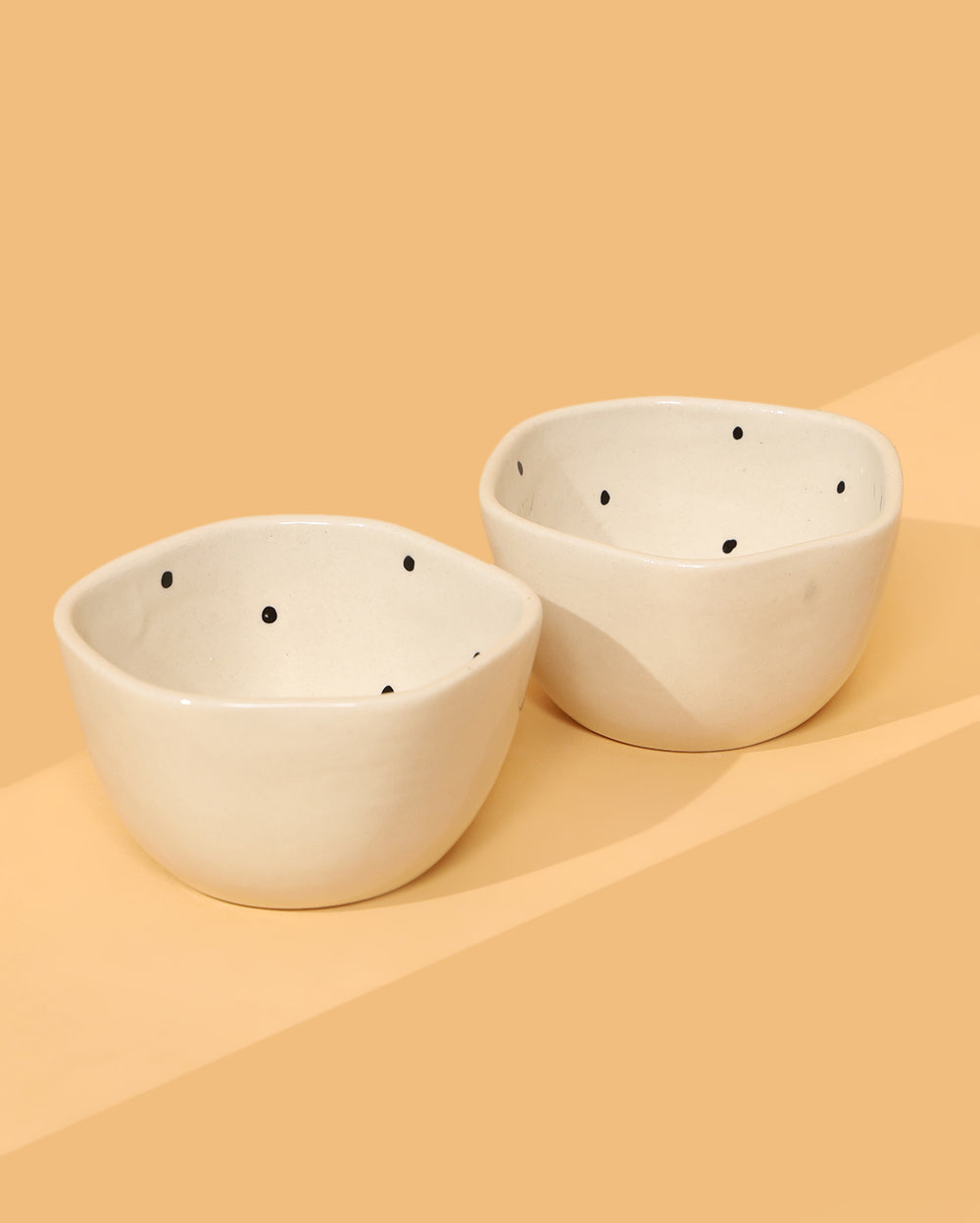 Polka dot deep bowl Set of 2 Microwave Safe