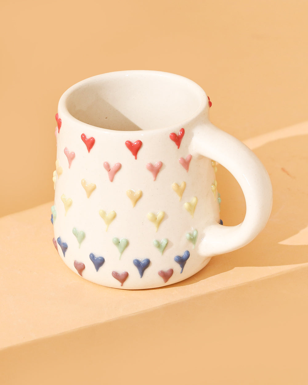 Raining hearts mug