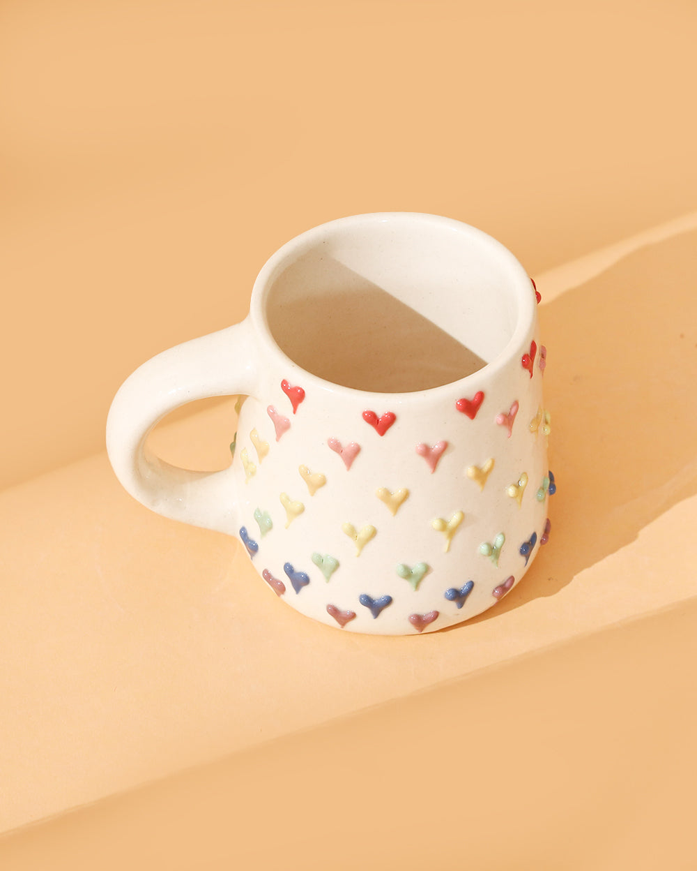 Raining hearts mug