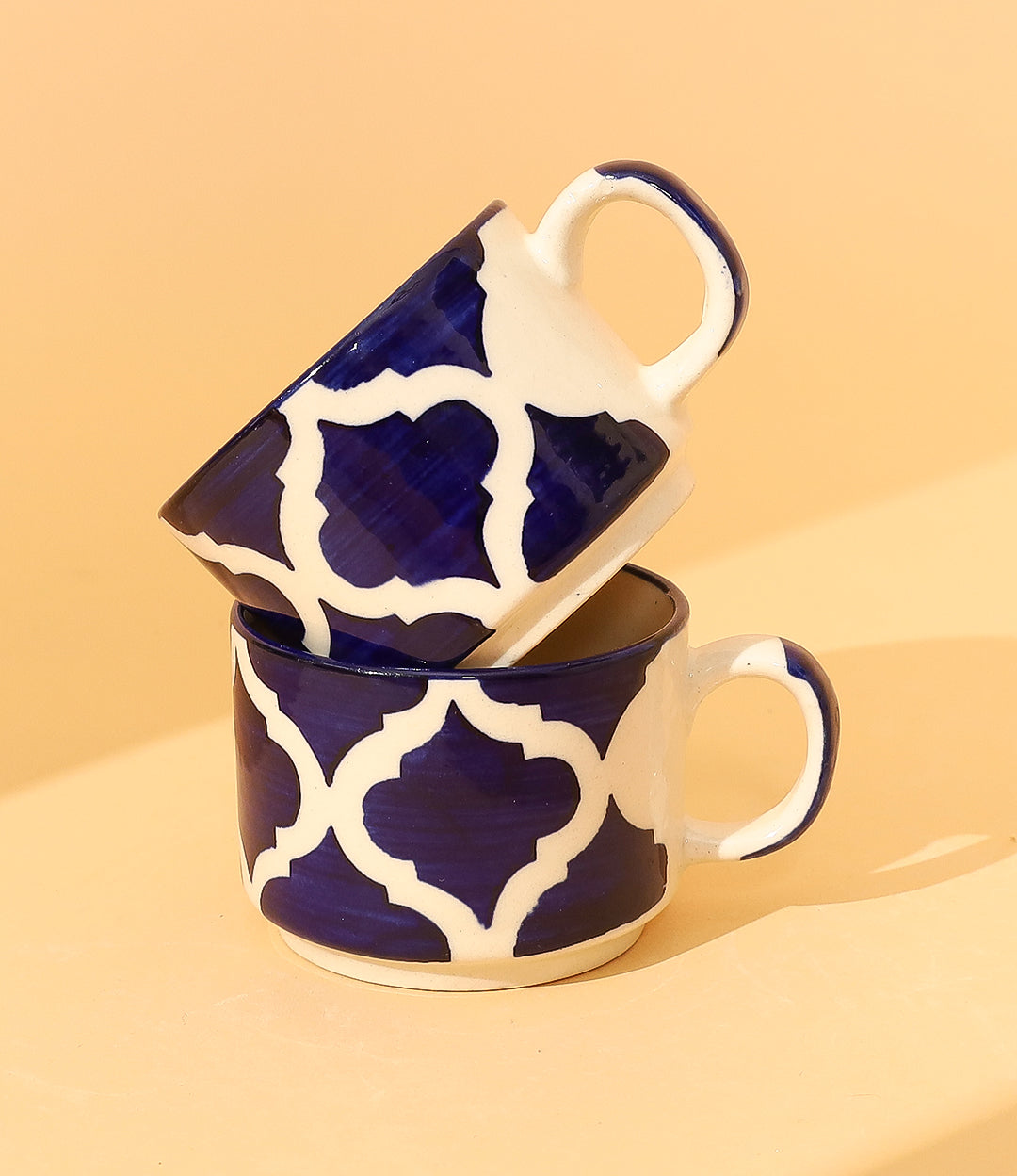 Geometrical tea cups