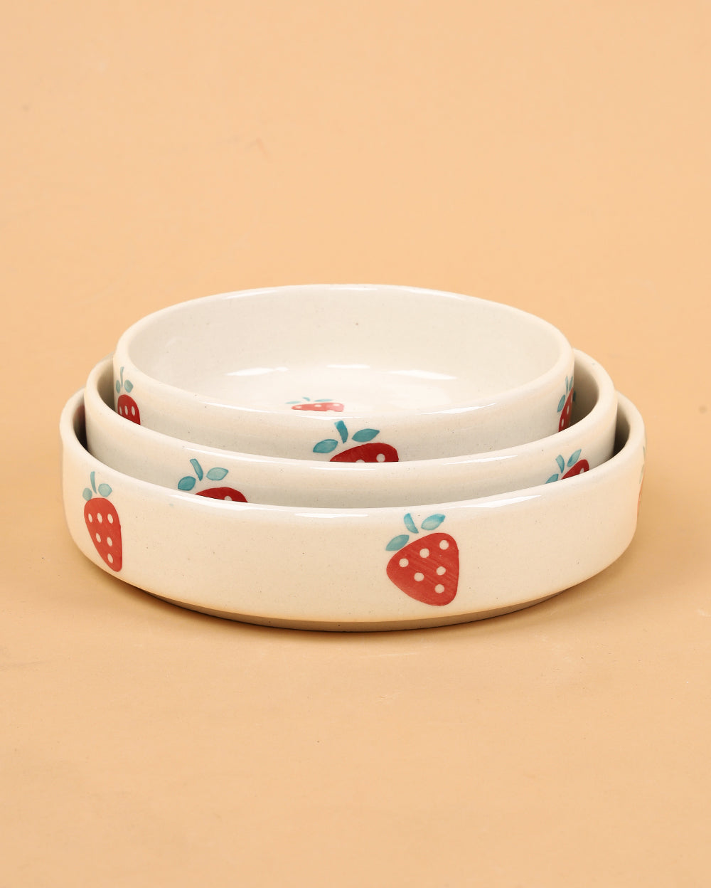 The strawberry flat bowls