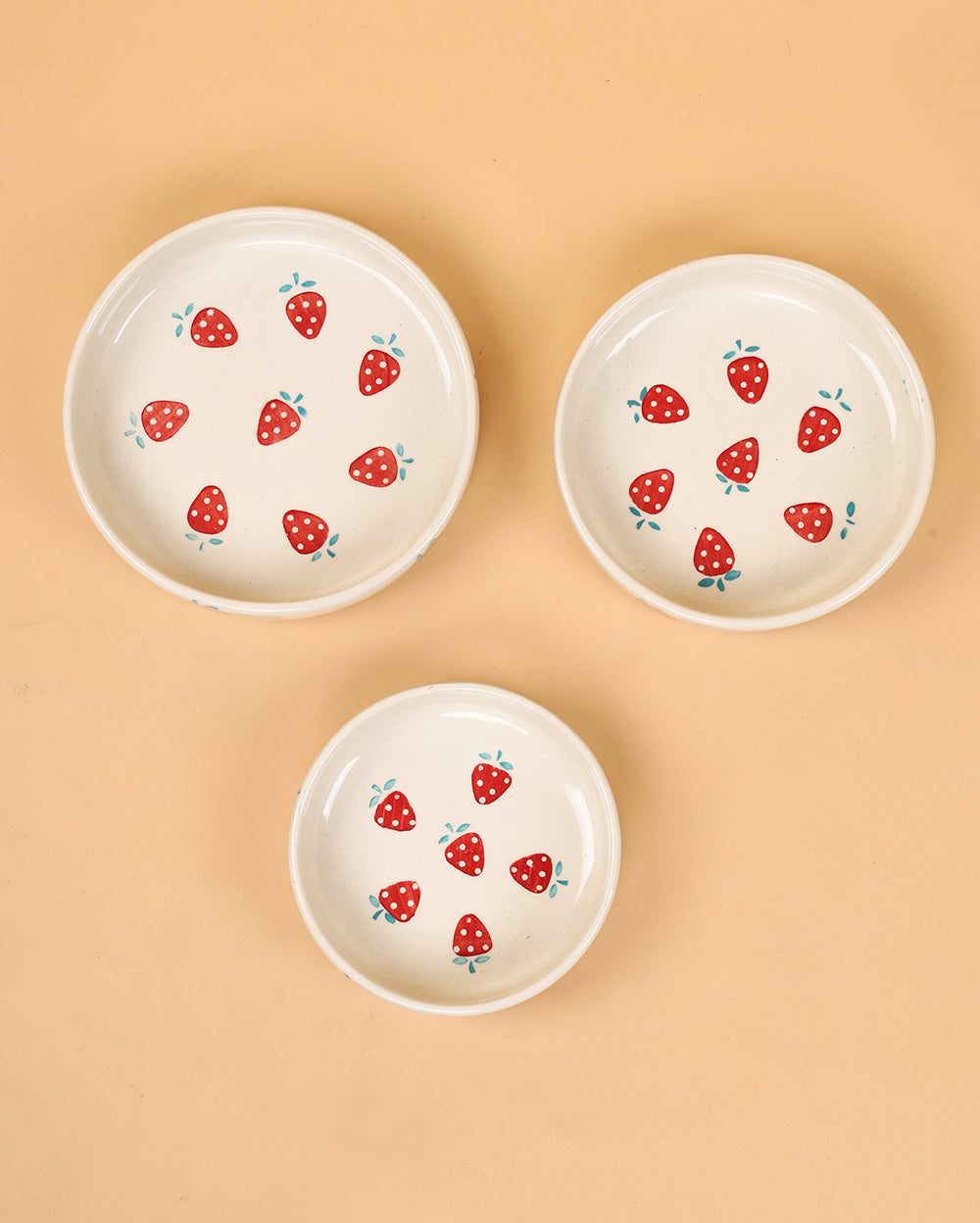 The strawberry flat bowls