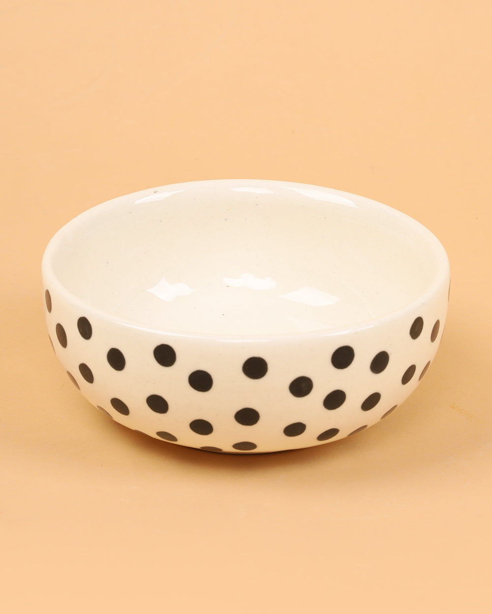 Polka dot bowls